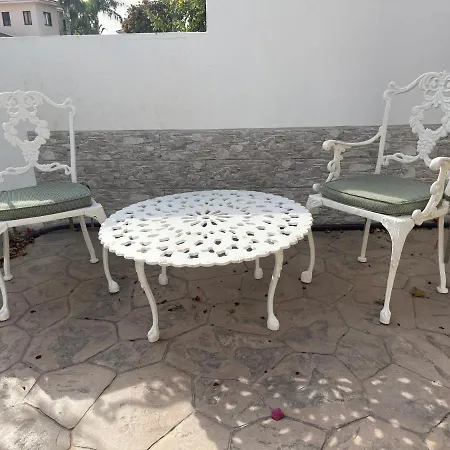 Nissi B&B Bed & Breakfast